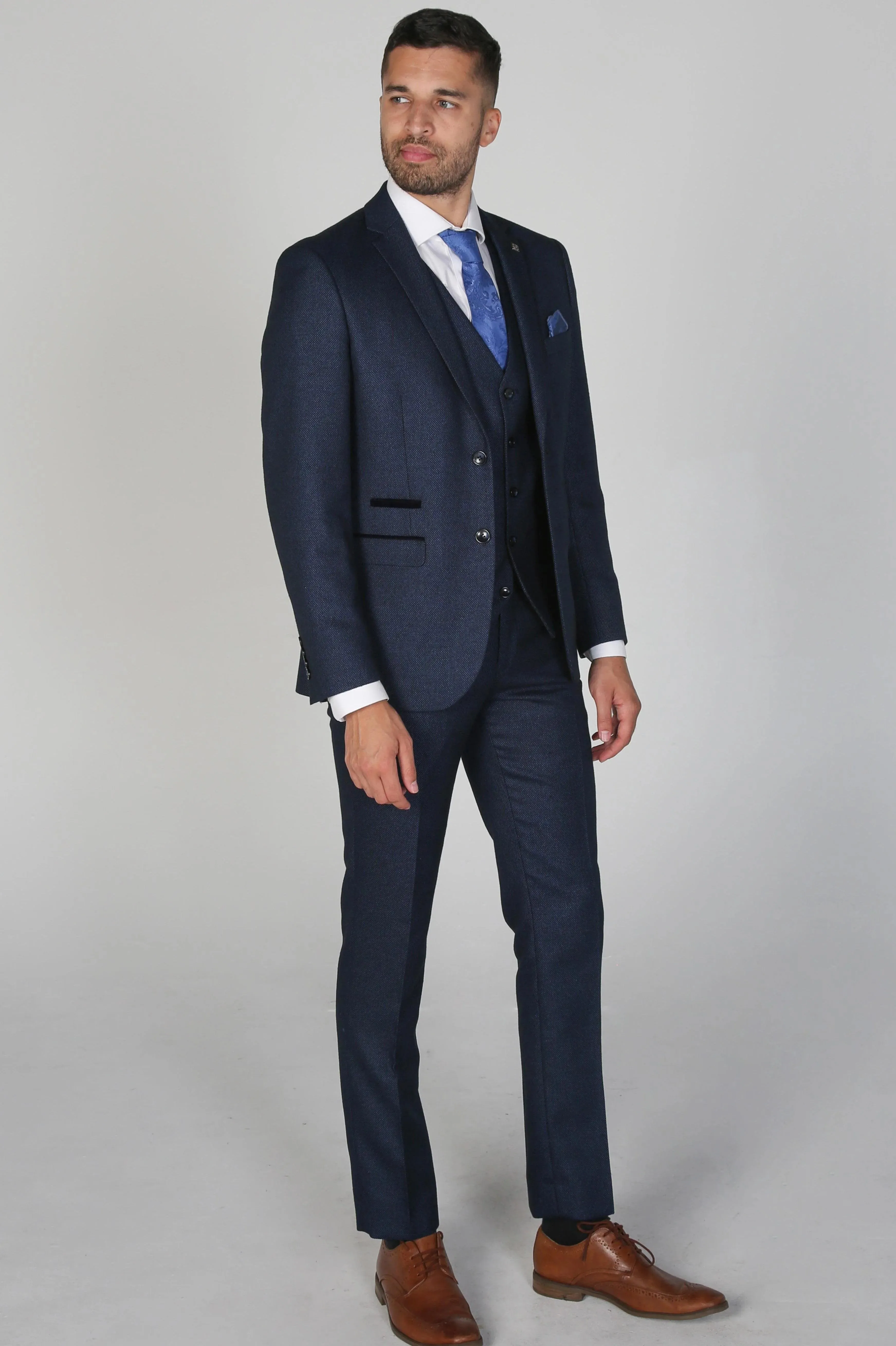 Arthur Navy Men's Three Piece Suit